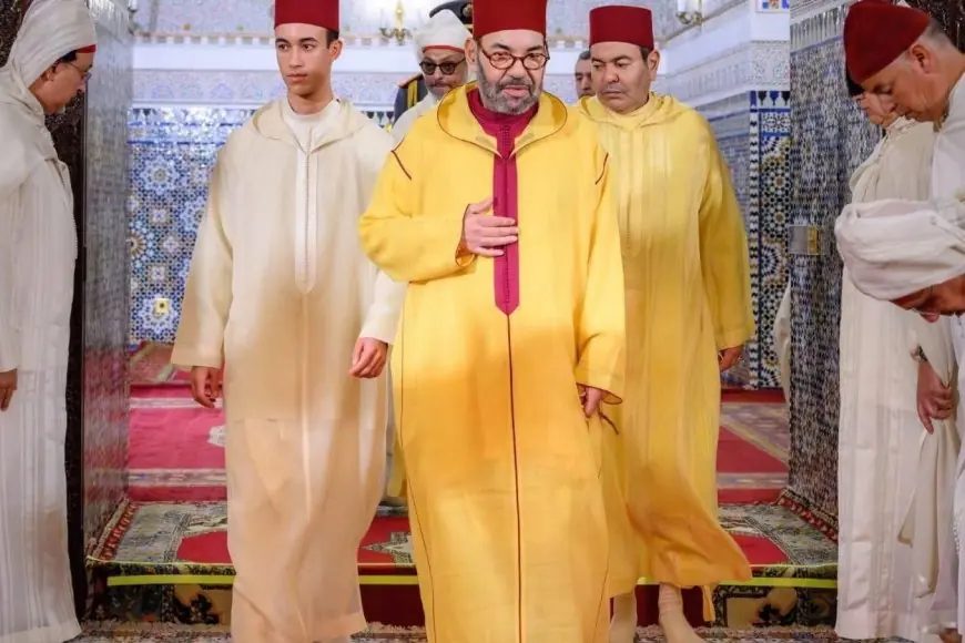 الملك محمد السادس يرعى حفلاً دينياً بمناسبة ليلة القدر بالقصر الملكي بالرباط