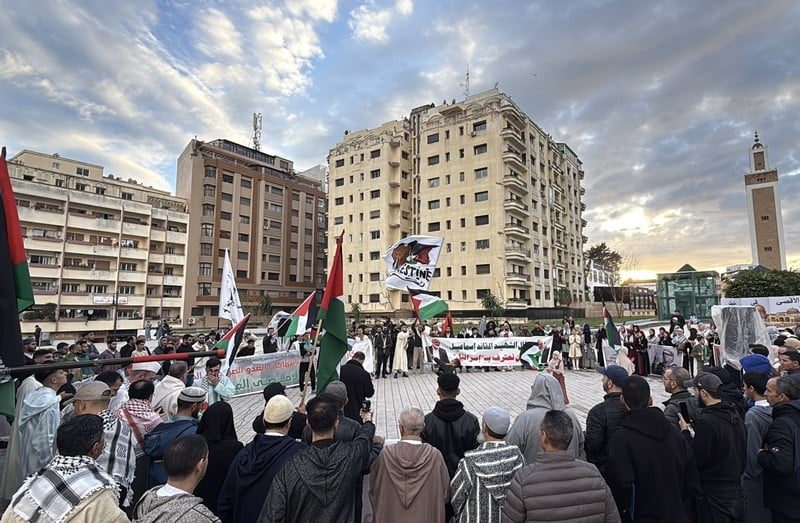 وقفة احتجاجية في طنجة تندد بإغلاق المسجد الأقصى ومنع صلاة العيد