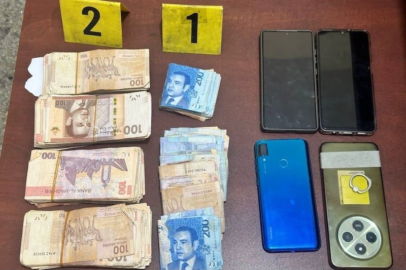 توقيف ثلاثة مشتبه فيهم بتهمة تنظيم الهجرة غير المشروعة في أكادير