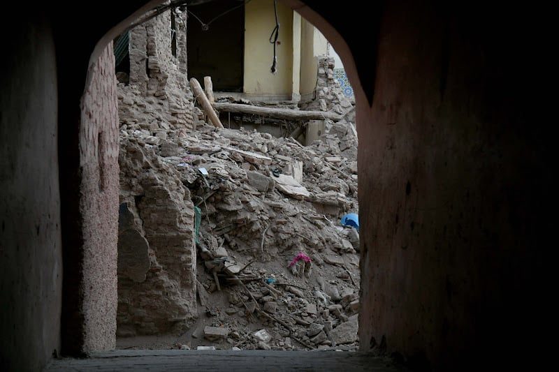 انهيار منزل بمراكش يعيد فتح ملف البيوت الآيلة للسقوط ومطالبات بتسريع وتيرة الإخلاء