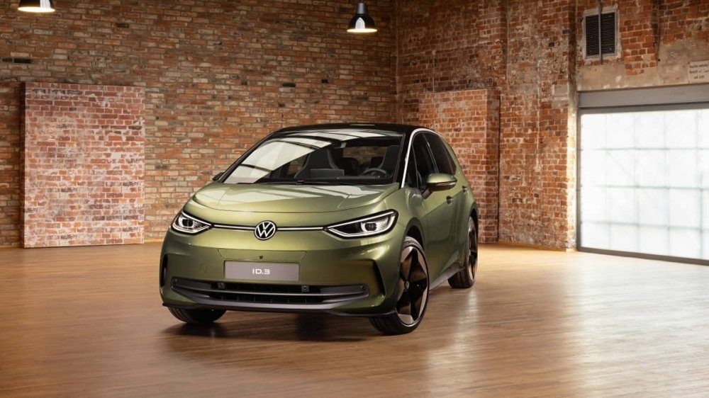 فولكس فاجن تستدعي قرابة 100 ألف سيارة كهربائية بسبب خطر محتمل للحريق