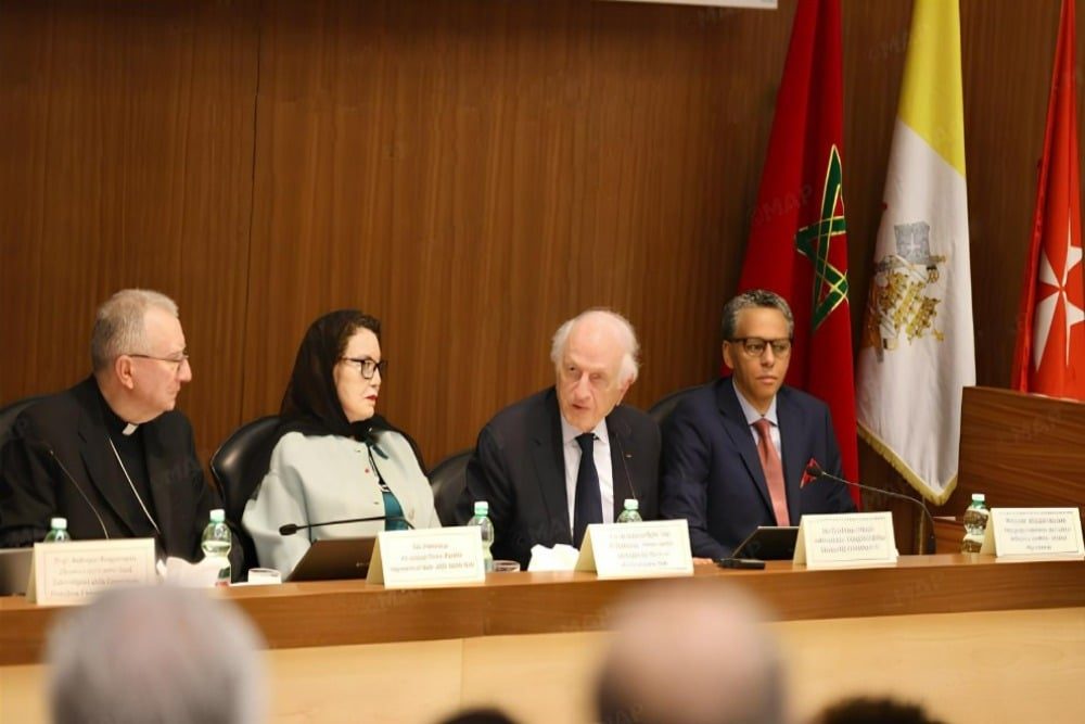 أندريه أزولاي يسلط الضوء على تجديد العلاقات بين المغرب والفاتيكان بمناسبة اليوبيل الذهبي