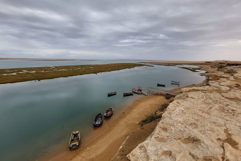 توقعات الأرصاد الجوية بالمغرب ليوم الخميس: أجواء باردة ورياح قوية بالسواحل