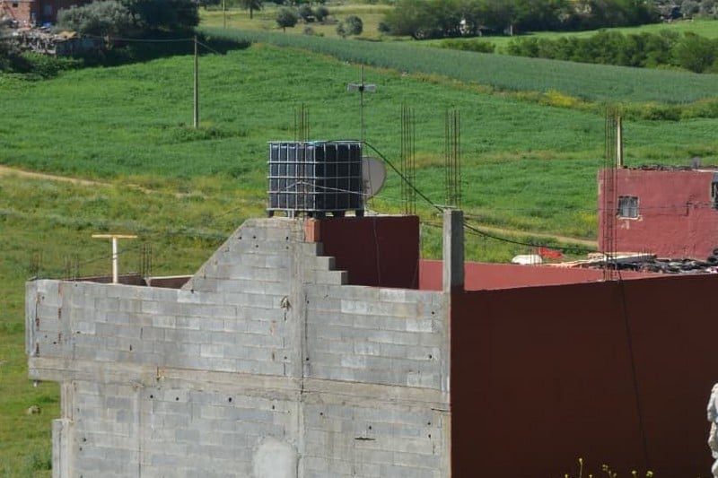 وفاة طفلة غرقاً في تيفلت تعيد إشكالية غياب البنية التحتية إلى الواجهة