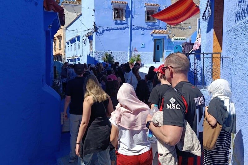 مدينة شفشاون تشهد انتعاشة سياحية استثنائية مع إطلاق مبادرة “عادة العواشر” التراثية