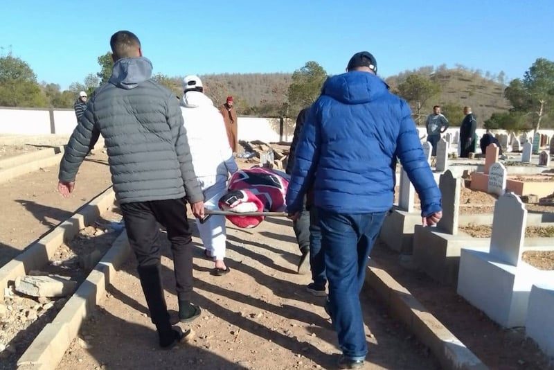 العثور على أربع جثث جديدة لمهاجرين جنوب الصحراء قرب الحدود الشرقية للمغرب