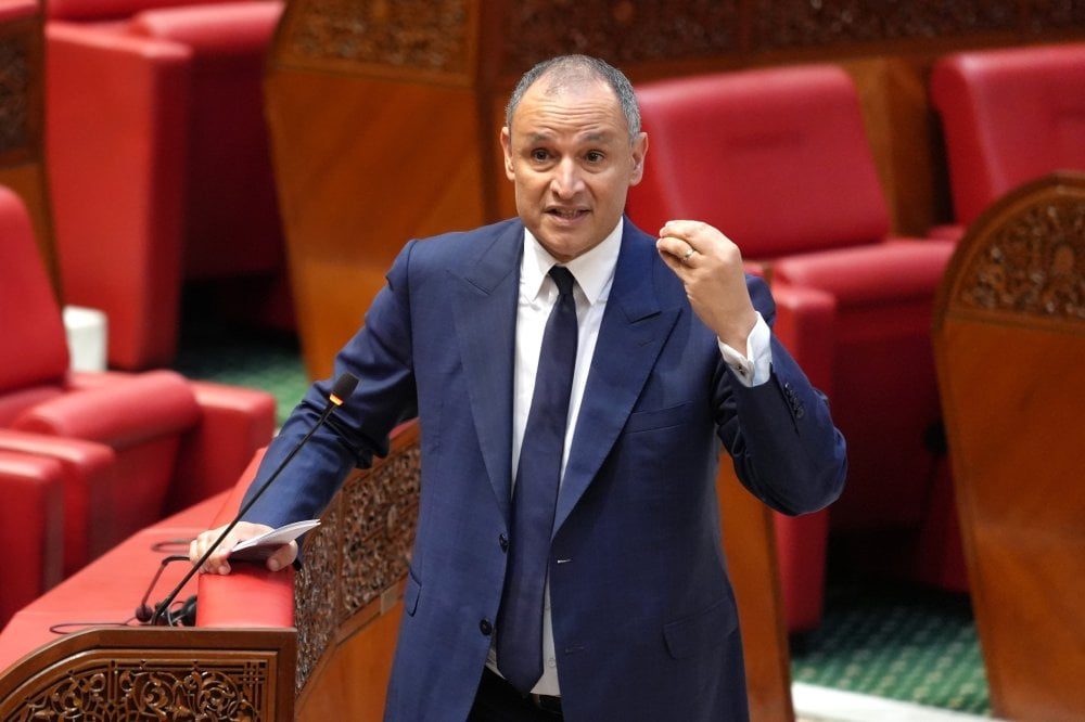تزويد السوق بالمنتجات الأساسية: وزير الصناعة المغربي يصف الوضع بـ”المطمئن” رغم التحديات الدولية
