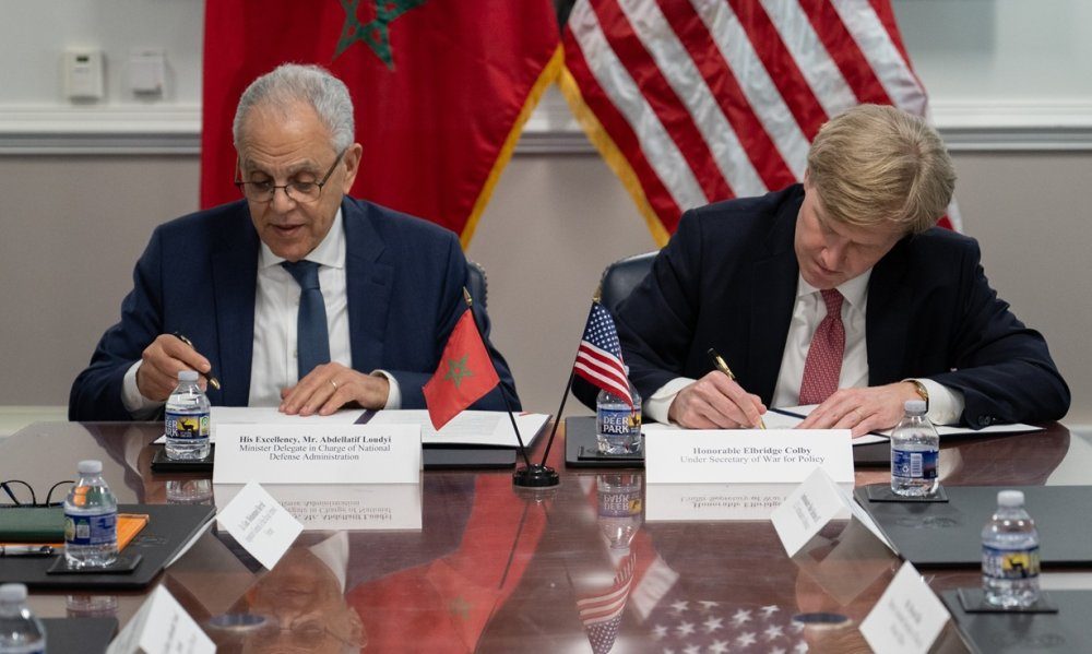 المغرب والولايات المتحدة الأمريكية يوقعان خارطة طريق استراتيجية للتعاون الدفاعي 2026-2036