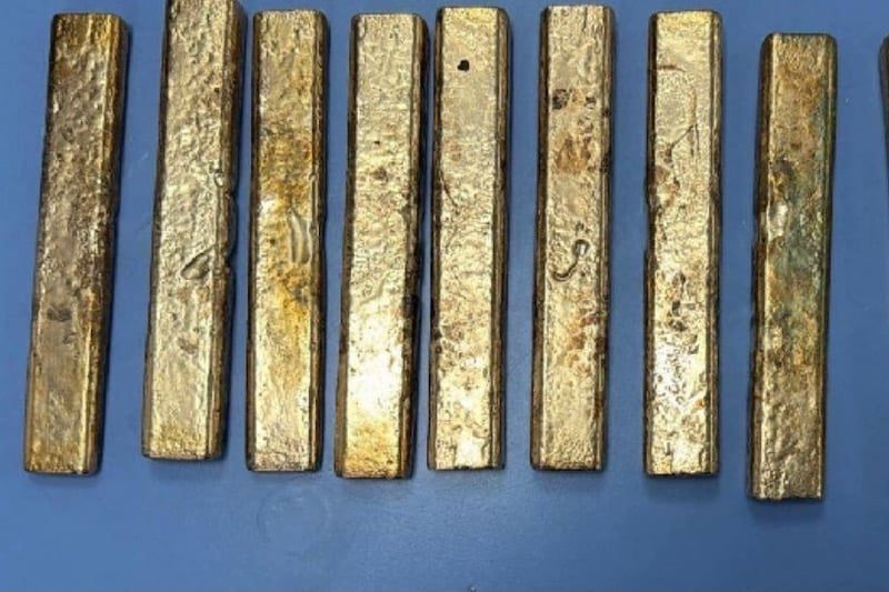 الجمارك المغربية تحبط محاولة تهريب 7 كيلوغرامات من الذهب في ميناء طنجة المتوسط