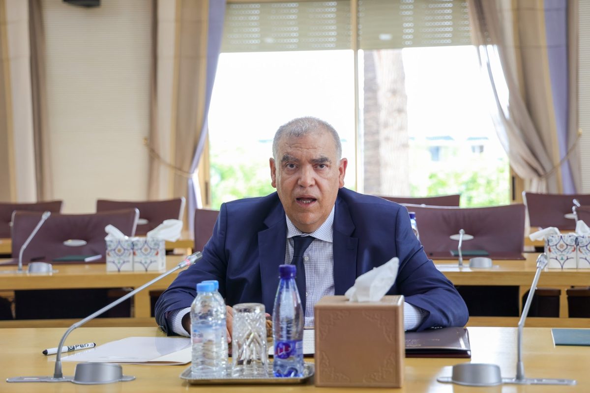 وزير الداخلية المغربي يجتمع بأحزاب غير ممثلة في البرلمان استعدادا لانتخابات 2026