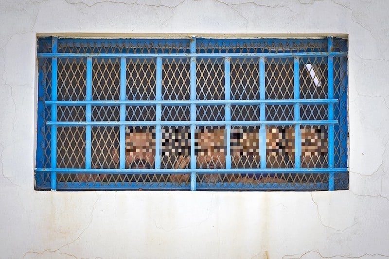 إدانة أربعة متهمين بالاعتداء الجنسي على شابة من ذوي الاحتياجات الذهنية بخمس سنوات سجناً في بني ملال