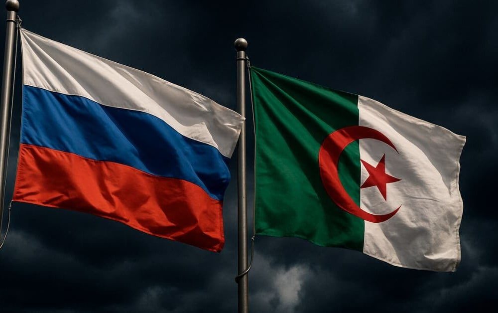 توترات بين الجزائر وموسكو على خلفية الملف المالي وزيارة سفير الجزائر لموقع قصف روسي في كييف