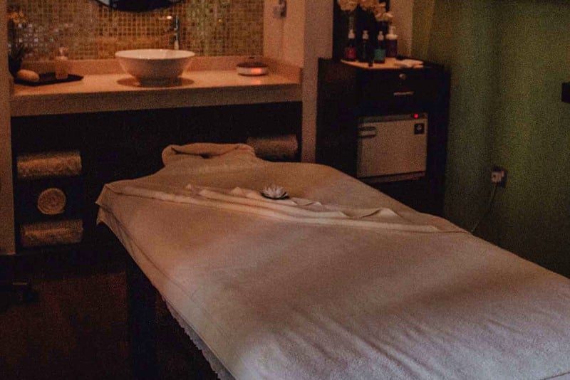 محكمة الاستئناف بورزازات تؤيد إدانة متهمين في قضية استغلال محل تدليك للدعارة