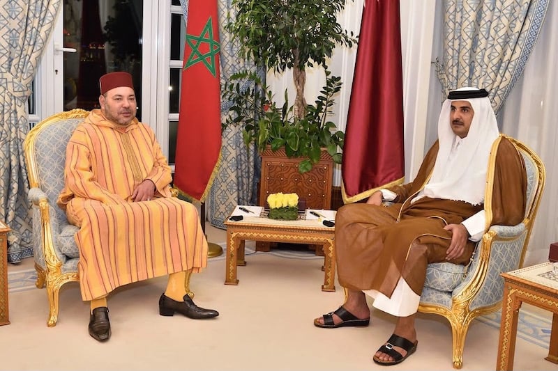 الملك محمد السادس يعزي أمير قطر في وفاة والده الشيخ حمد بن خليفة آل ثاني