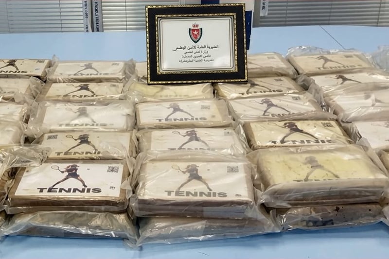 عملية نوعية: حجز 61 كيلوغراماً من الكوكايين بمعبر الكركارات وإيقاف شخصين