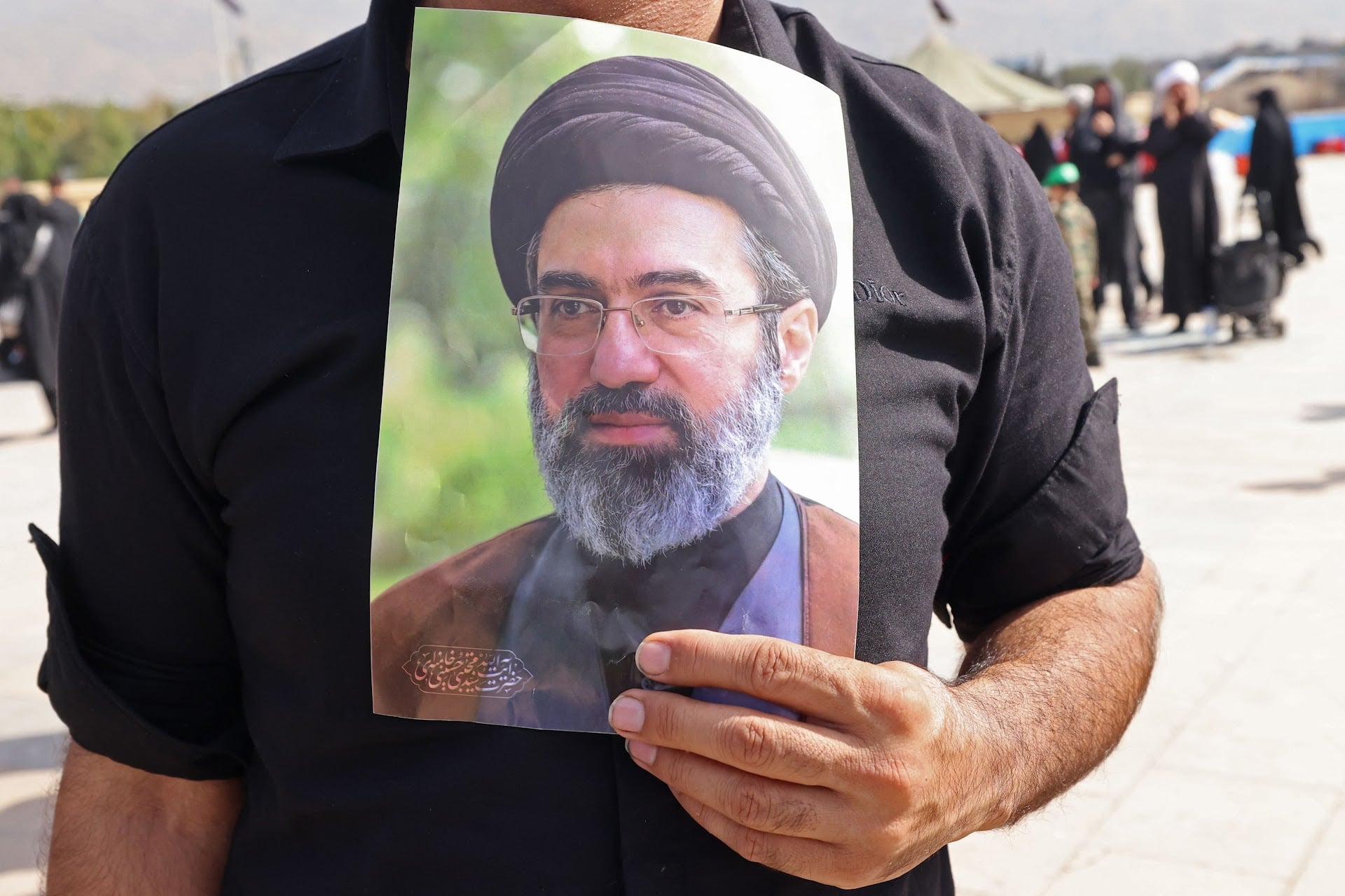 إيران تعلن عن ظهور قادم للمرشد الأعلى الجديد بعد شهور من الغياب