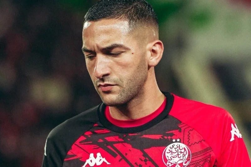 جماهير الوداد تتصدى لرحيل حكيم زياش: قرار مالي يهدد طموحات الفريق