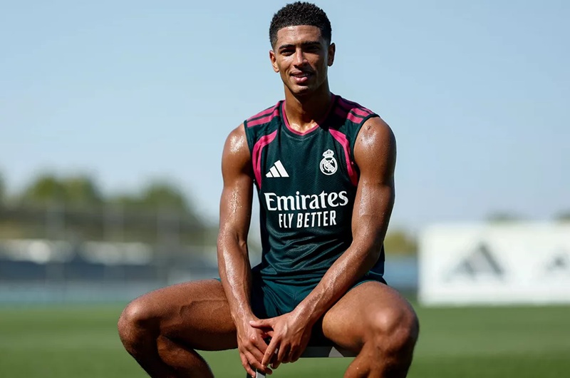 جود بيلينغهام: متحمس للعمل مع مورينيو في ريال مدريد ويسعى لتحقيق الألقاب