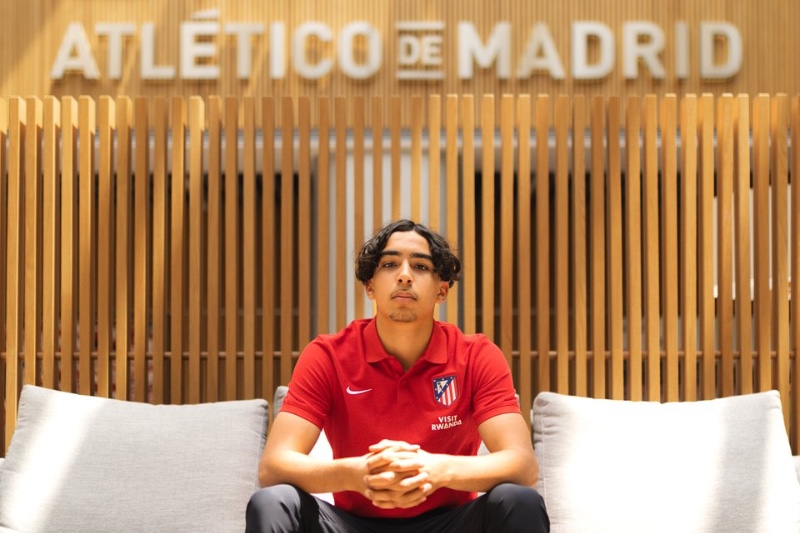 حبيب زينبي ينضم رسمياً إلى أتلتيكو مدريد في صفقة انتقال حر