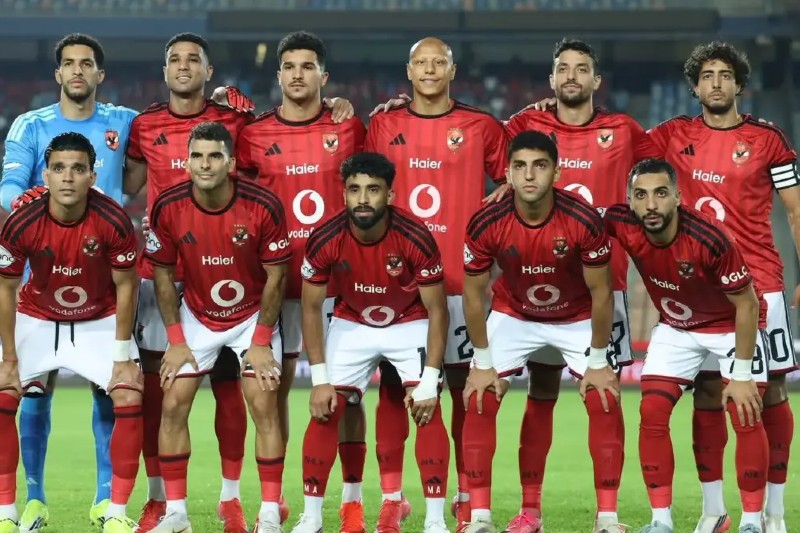 الأهلي المصري يستبعد ثلاثي المغرب من مواجهة زد في الدوري المصري