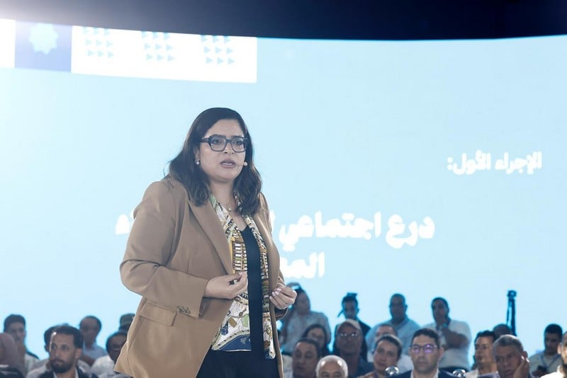 سلمى بنعزيز.. وجه إعلامي جديد يقود تواصل الأحرار في الحملة الانتخابية