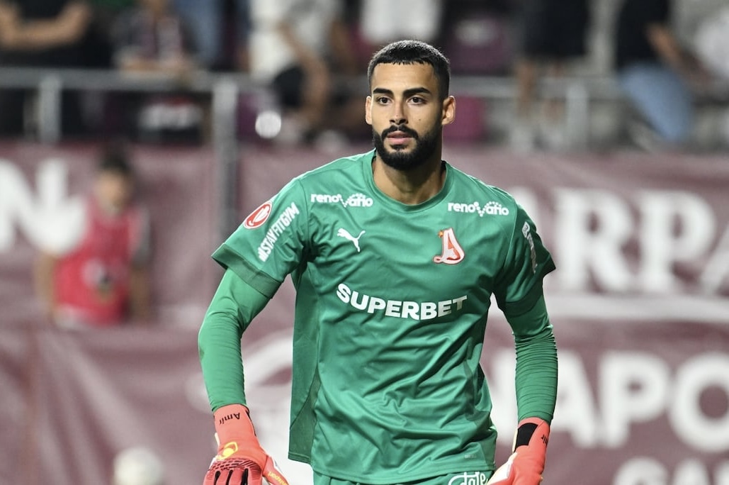 استدعاء علاء بلعروش للمنتخب المغربي الأول: صدى واسع في الإعلام الروماني