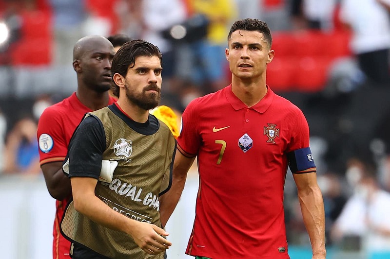 غياب كريستيانو رونالدو عن مباراتي النرويج والدنمارك: جيسوس يوضح الأسباب