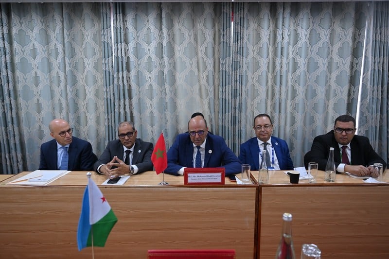 الدبلوماسية البرلمانية المغربية تتوسع في تنزانيا: ولد الرشيد يعقد شراكات مع المالديف وليسوتو وجيبوتي