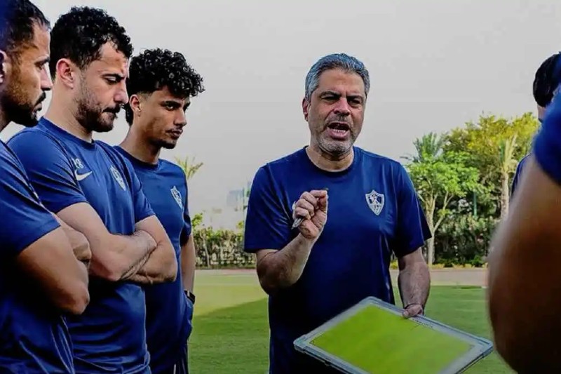 مدرب الزمالك معتمد جمال يصل رواندا لقيادة الفريق أمام الجيش الرواندي
