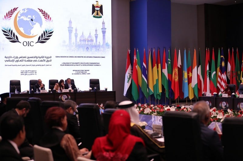 المغرب يدعو إلى مدونة سلوك لحماية الممرات البحرية من النزاعات